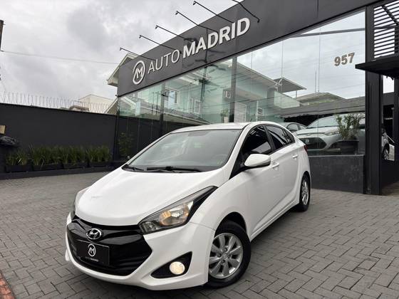 HYUNDAI HB20S 1.6 COMFORT PLUS 16V FLEX 4P AUTOMÁTICO HYUNDAI HB20S 1.6 COMFORT PLUS 16V FLEX 4P AUTOMÁTICO